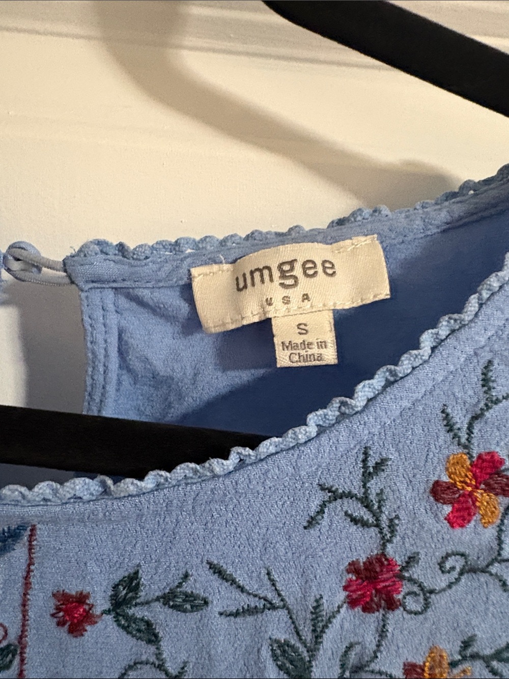 Umgee Blue Embroidered Floral Tank Top - Picture 2 of 4